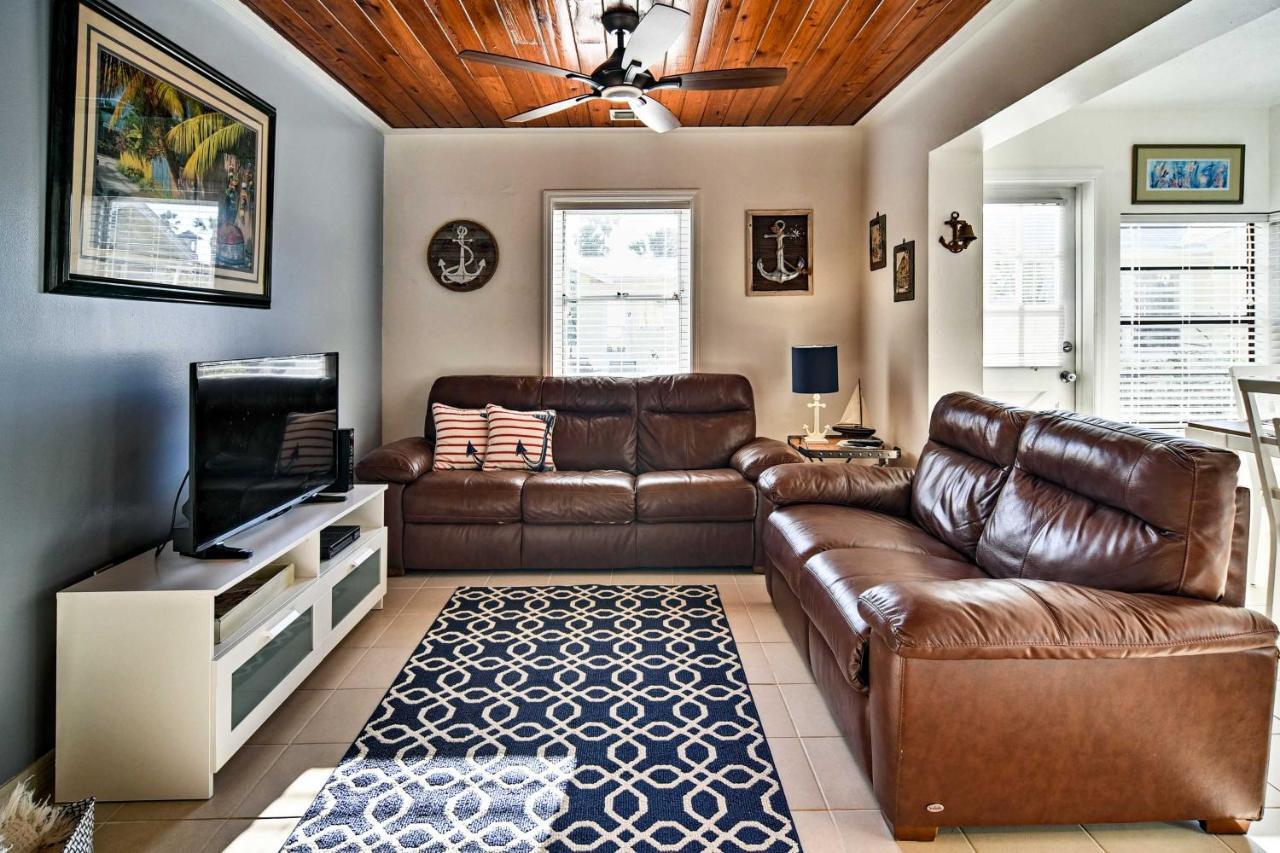 Indian Shores Cottage With Cabana - Steps To Beach! Clearwater Beach Exterior photo